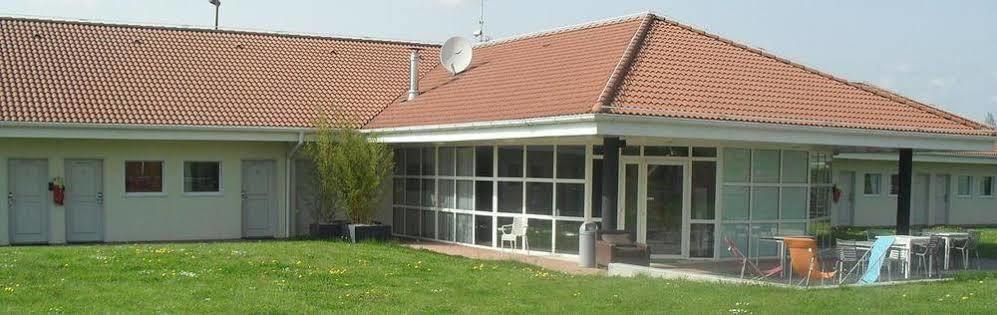 Hotel Evan Lempdes sur Allagnon Екстериор снимка